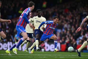 Crystal Palace vs Everton (20:00 – 10/05)